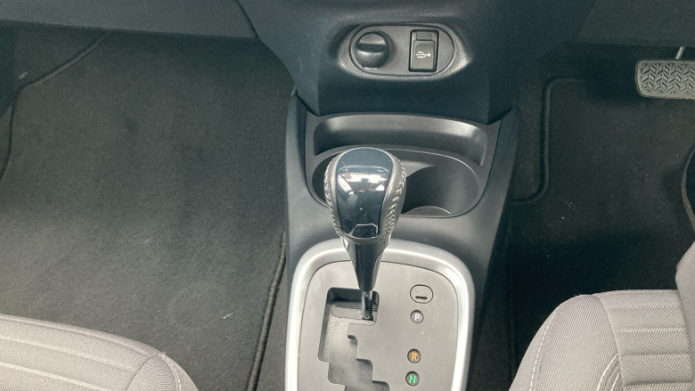 Toyota Yaris 1.5 Hybrid Icon Tech 5dr CVT Hybrid Hatchback